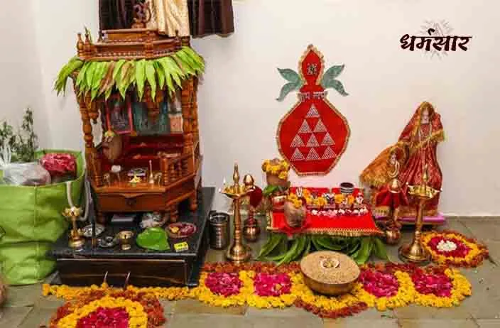 घर के मंदिर में भूलकर भी ना रखें ये 5 चीज़े, वरना हो सकते हैं ये नुकसान! 