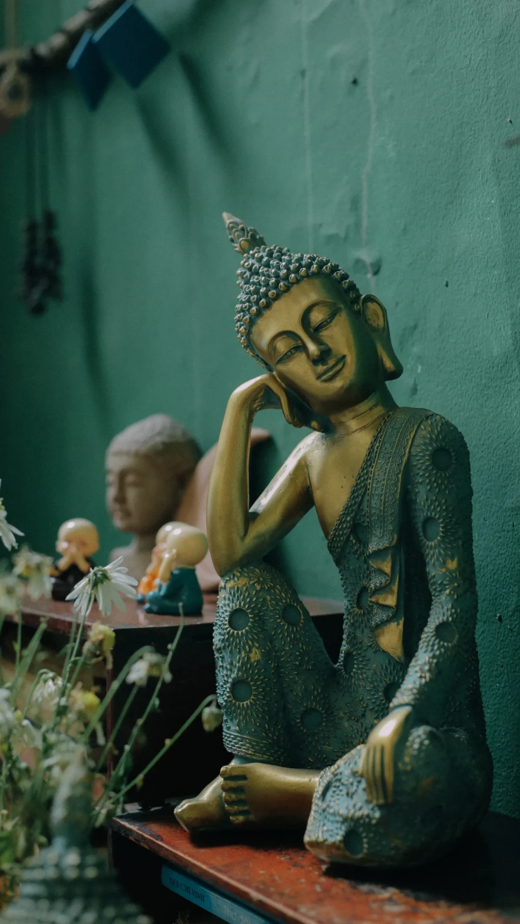 आपको करोड़पति बना सकती है पर्स में रखी ये चमत्कारी चीजें 